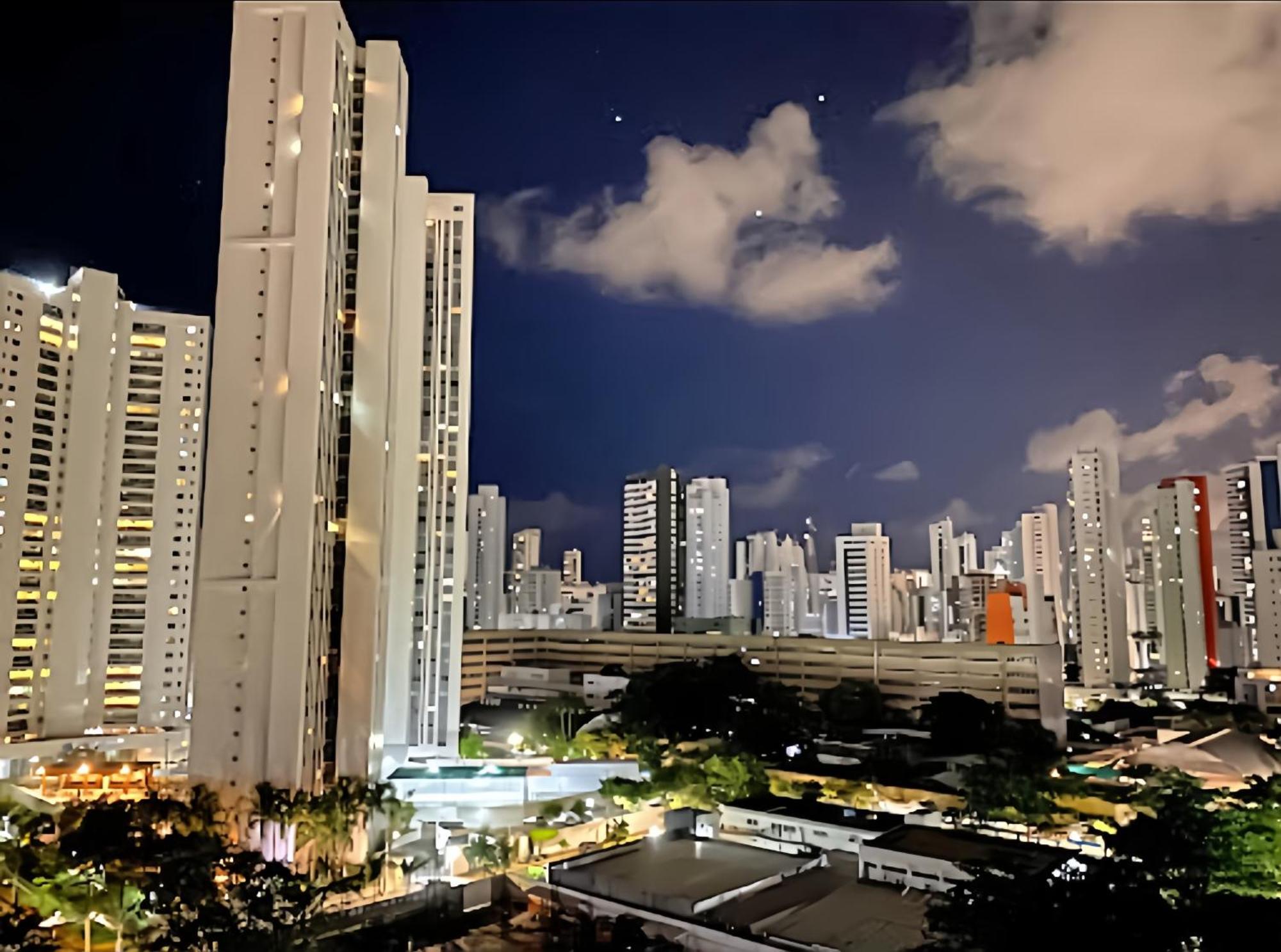 Flat Piscina No Rooftop Aluguel Temporada Em Ресифи Экстерьер фото